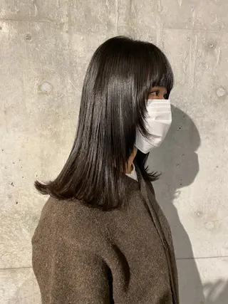 セミロング カラー ヘアアレンジ mina 🐈‍⬛ ラフな似合わせヘアのヘアスタイル