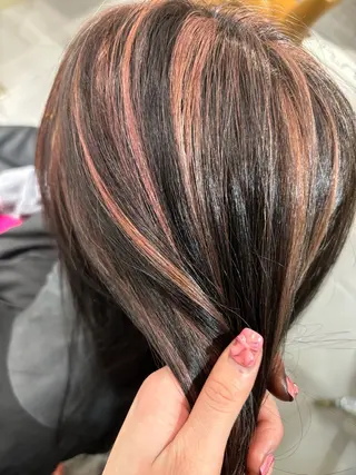 ロング 🍎デザインカラー /カエデ🍎のヘアスタイル