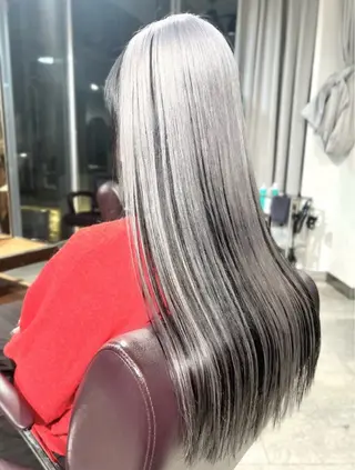 ロング カラー 🎀ハイトーン・艶 カラー HANA🎀のヘアスタイル