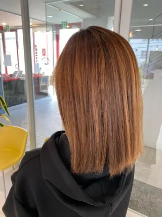 ショート カラー 浅野 匠のヘアスタイル