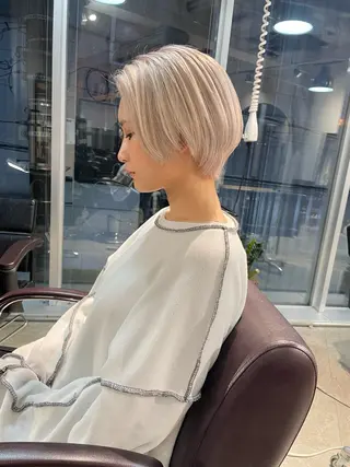 ショート カラー 💜ハイトーン💛 マジカルかいちゃんのヘアスタイル