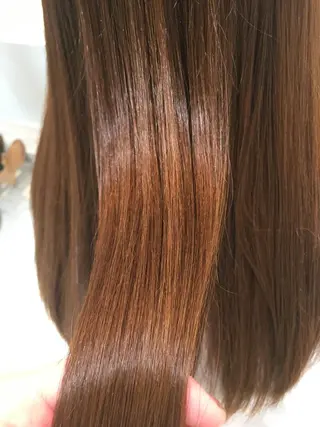 カラー 三鷹で1番ショート ボブをカットする新谷のヘアスタイル