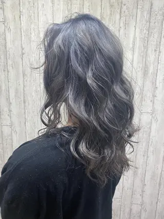 セミロング カラー 🦋店長🦋 ほんさわ みずきのヘアスタイル