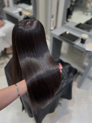 ロング 韓国ヘア|透明感カラ ー|アカリのヘアスタイル