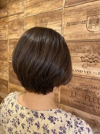 ショート カラー な つのヘアスタイル