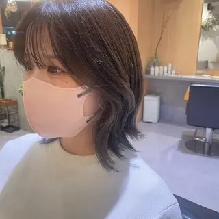 ミディアム カラー あきば まゆのヘアスタイル