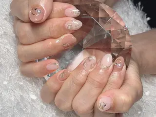 ネイル マツエク・マツパ アイブロウ Nail&eye Belire 新宿のネイルデザイン