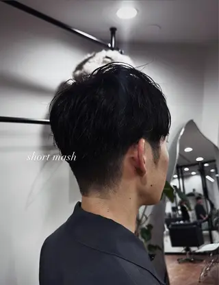 ショート メンズ 透明感カラー/ メンズパーマ/竜希のヘアスタイル