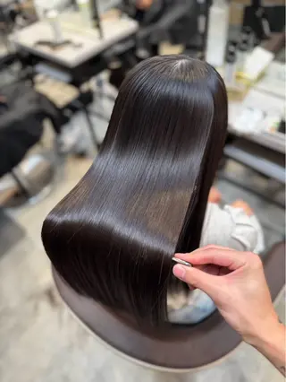 ロング カラー うるツヤ絹髪 /y.mao💎のヘアスタイル