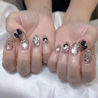 ネイル NAIL atre AYAのネイルデザイン