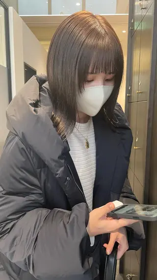ミディアム カラー 大人girly🛋️ 🤍yukakoのヘアスタイル