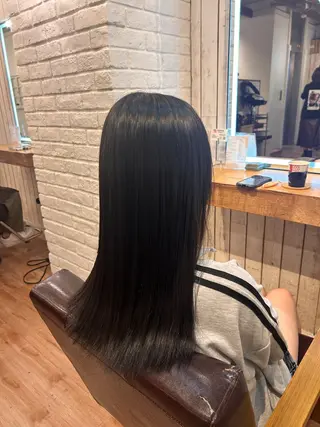 little福岡 ANNAのヘアスタイル