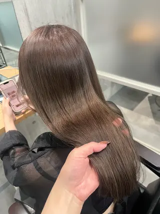 ロング カラー newi赤羽 HINATAのヘアスタイル