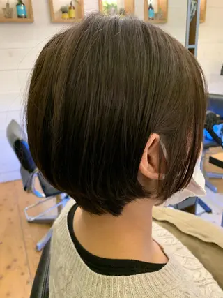 ショート カラー Lagom なかだのヘアスタイル