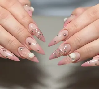 ネイル Floria ユイのネイルデザイン