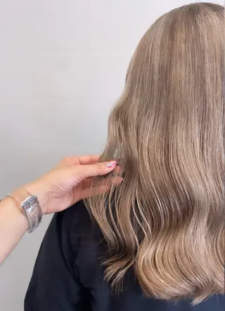 ロング 近藤 楓花のヘアスタイル