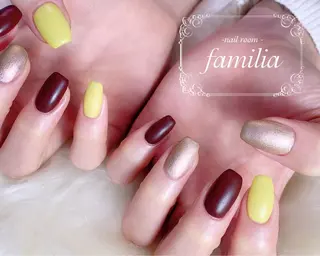 ネイル -nailroom- familiaのネイルデザイン