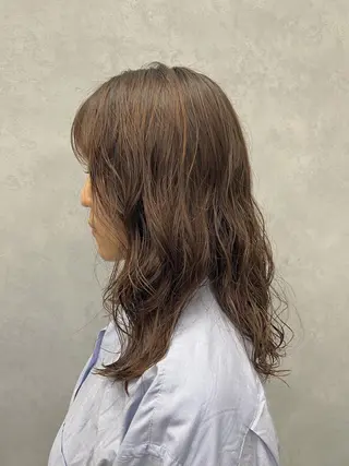 セミロング パーマ 🦩レイヤー|透明感 カラー🦩makoのヘアスタイル