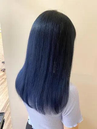 ロング カラー 服部 樹季のヘアスタイル