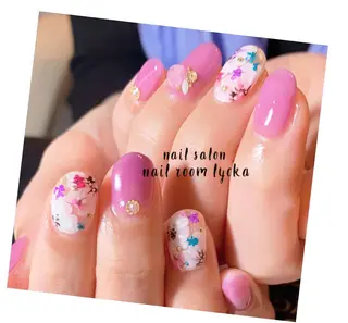 ネイル ﾈｲﾙﾙｰﾑﾘｯｶ 𝐦𝐚𝐲𝐮のネイルデザイン