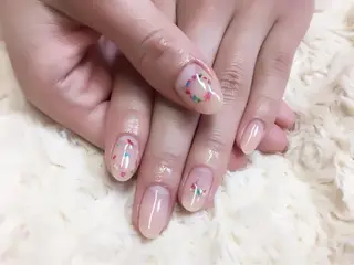 ネイル ネイルサロン Shiröのネイルデザイン