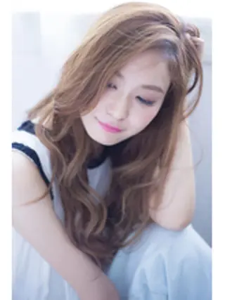 ロング パーマ 鶴田 連のヘアスタイル