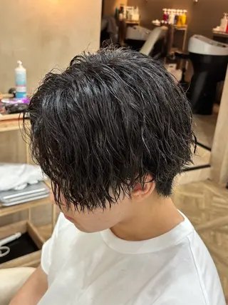 ショート パーマ メンズ パーマ職人DAIKI ツイスパ/波巻きのヘアスタイル
