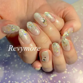 ミディアム ネイル nail salon Revymoreのネイルデザイン
