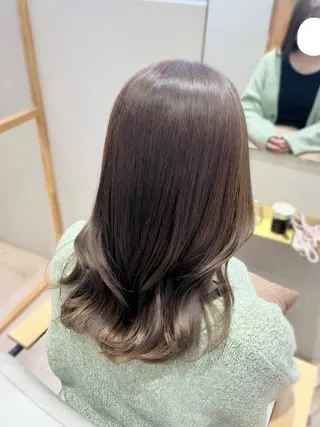 セミロング hazuki🐈⬛ 透明感カラーのヘアスタイル