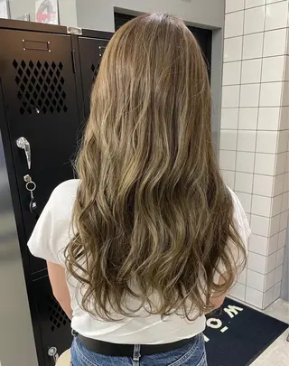 ロング メンズ専門サロン wokeのヘアスタイル