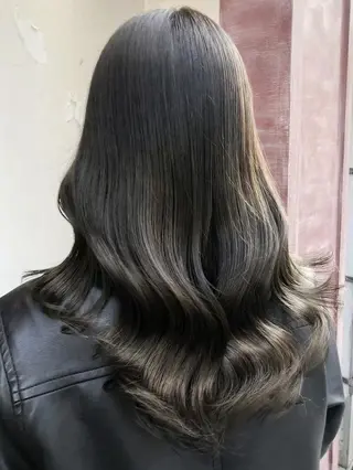 Mirashy 成田のヘアスタイル