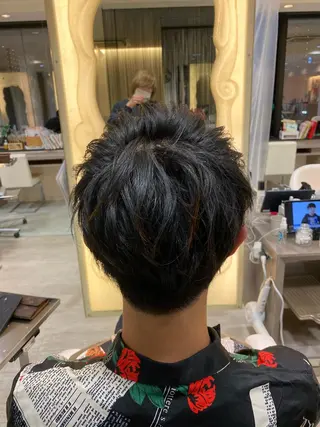 ミディアム カラー 柳澤 和也のヘアスタイル