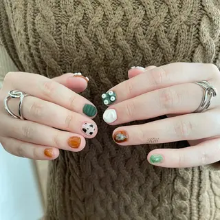 ネイル kiii.__ ✴︎*のネイルデザイン