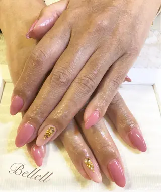 ネイル 青木 綾子のネイルデザイン