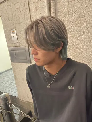 ショート カラー メンズ フェザーパーマ浦和 スパイキーショートのヘアスタイル