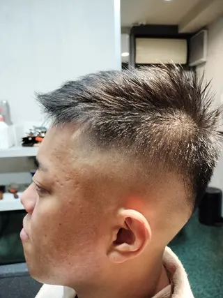 ショート 大沼 達郎のヘアスタイル