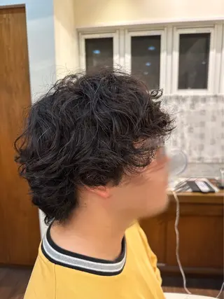 パーマ メンズ 濱野 黎士のヘアスタイル