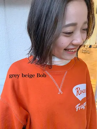 ショート カラー 透明感カラー👑 井上美乃里のヘアスタイル