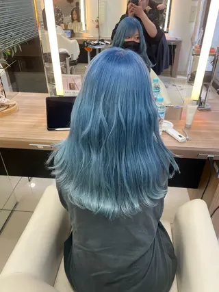 セミロング パーマ ハイトーン/レイヤー 似合わせ・ユキノのヘアスタイル