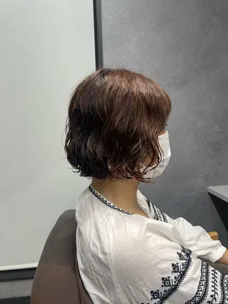 ショート パーマ 鈴木 七海のヘアスタイル