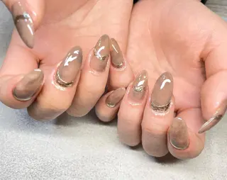 ネイル elu ：nail＆eyeのネイルデザイン