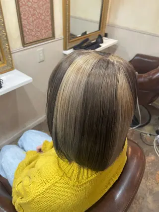 ミディアム カラー 岩谷/ブリーチ 🪽透明感カラーのヘアスタイル