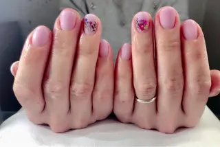 ネイル ホワイトニング🦷 ネイル💅LEAのその他イメージ