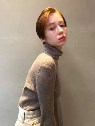 ショート ボブ♡柔らかいカラー 實松栞理のヘアスタイル