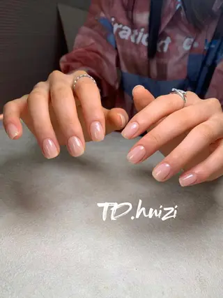 ショート めぐみのネイルサロン スタッフ練習のネイルデザイン