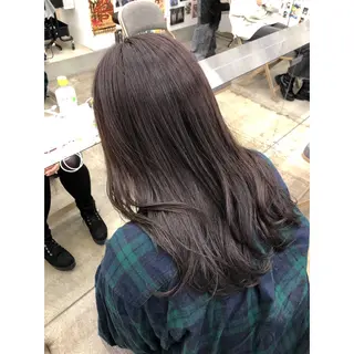 セミロング カラー 推しカラー✨ オタク美容師ユウカのヘアスタイル
