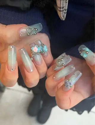 ネイル Maya 🧊🫧‪のネイルデザイン