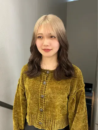 ロング カラー 💜Noa /艶髪ハイトーン💫のヘアスタイル