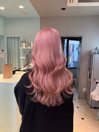 セミロング カラー ブリーチカラー 🩵MIZUKIのヘアスタイル