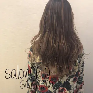 ロング カラー 池田 真由美のヘアスタイル